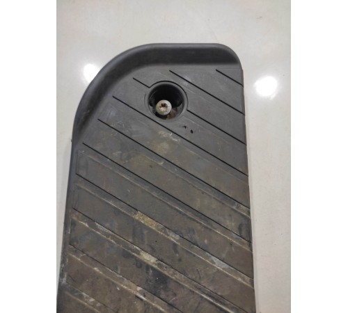 Накладка опоры ноги водителя