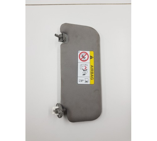 Козырек солнцезащитный правый