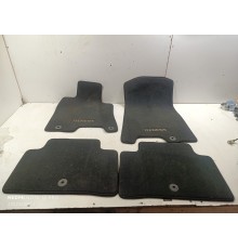 комплект ковриков салона