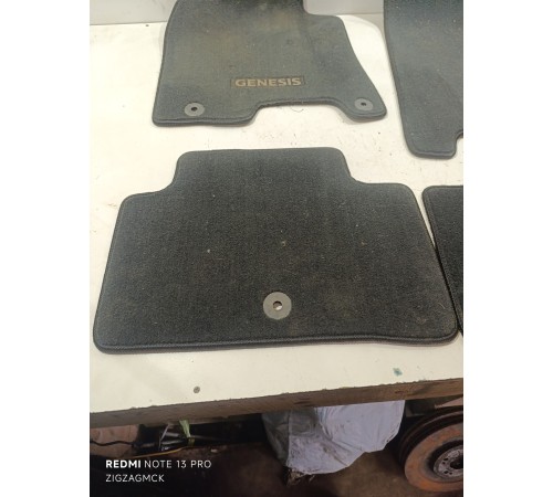 комплект ковриков салона