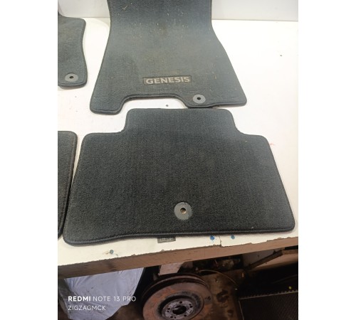 комплект ковриков салона