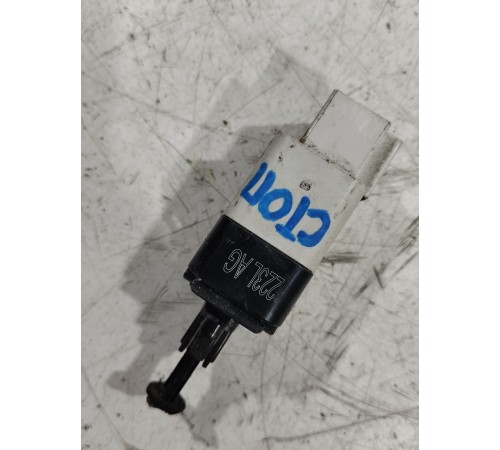 Датчик стоп сигнала