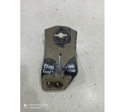 Кронштейн балки задний правый