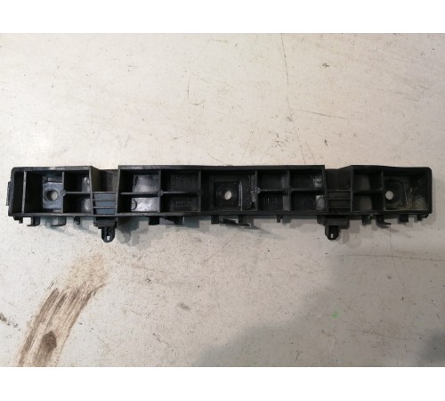 Кронштейн заднего бампера правый