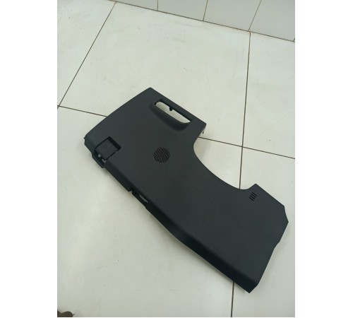 Накладка торпедо левая нижняя