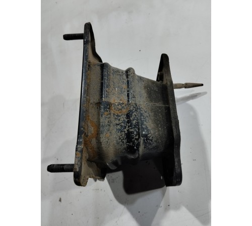 Кронштейн(крепление) усилителя бампера