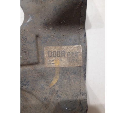 Кожух тормозного диска(передний правый)