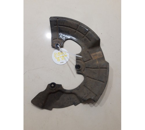 Кожух тормозного диска(передний правый)