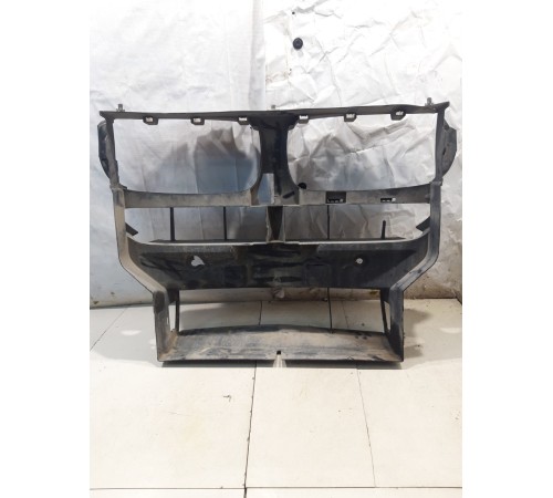 Решетка радиатора,панель передняя