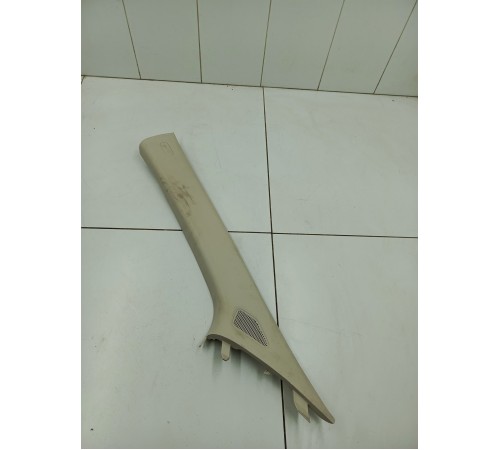 Обшивка стойки передняя левая