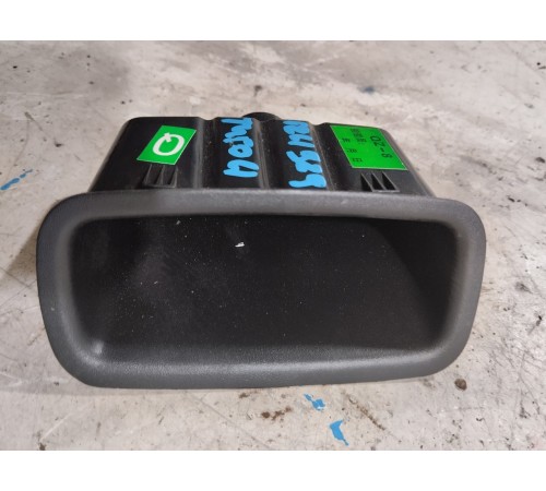 Ручка крышки багажника внутренняя 