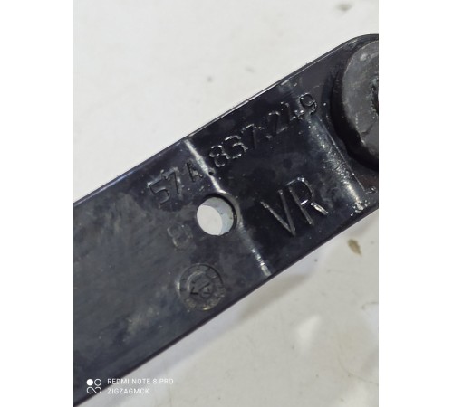 Ограничитель двери(передний правый)