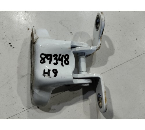 Петля двери(задняя правая верхняя)