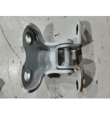 Петля двери(задняя правая верхняя)