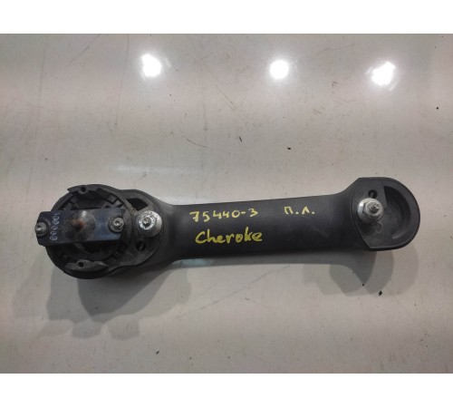 Ручка двери (передняя, левая, внешняя)