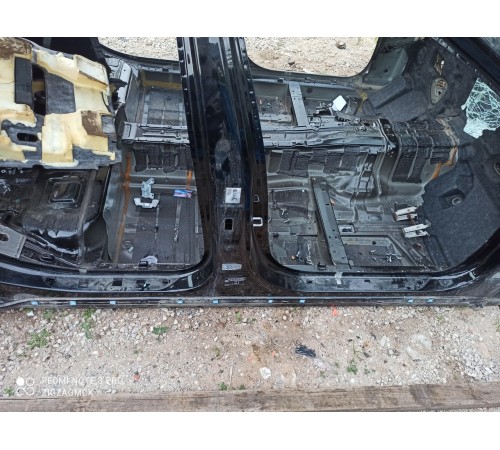 Порог со стойкой(правый)