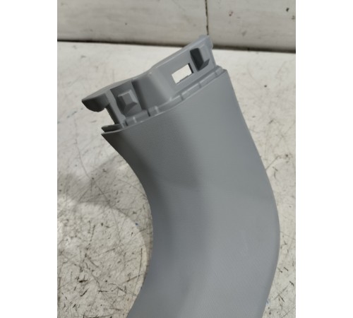 Обшивка крышки багажника левая