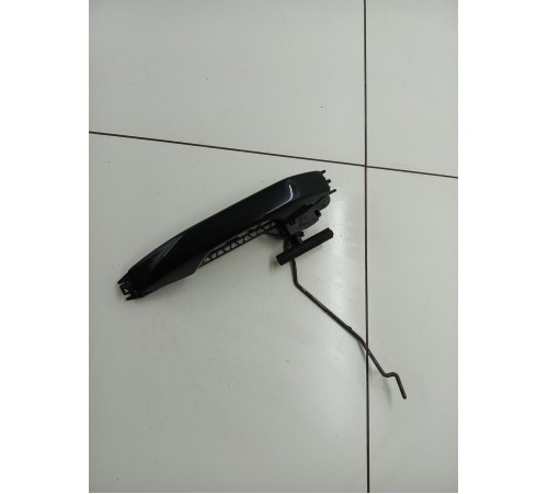 Ручка двери передняя правая наружная