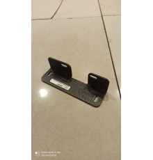 Кронштейн(крепление) ветрового стекла наружний