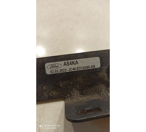 Кронштейн(крепление) ветрового стекла наружний