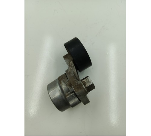 Натяжитель ремня