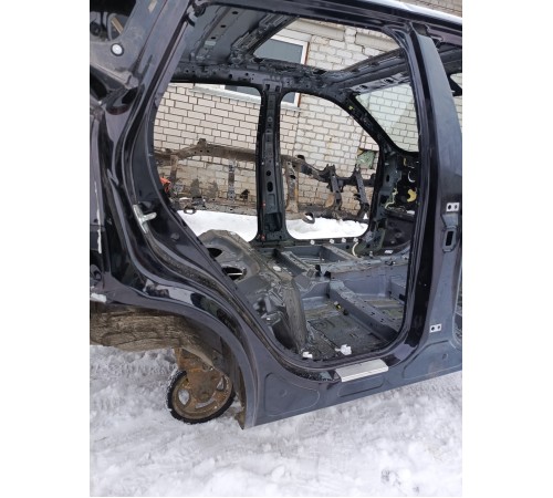 Порог со стойкой правый