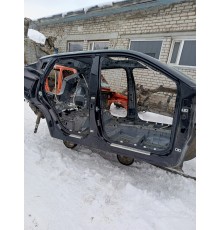 Порог со стойкой правый