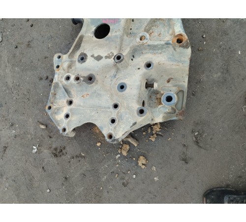 Кронштейн (крепление) кабины передний правый