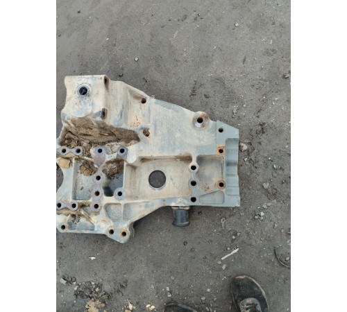 Кронштейн (крепление) кабины передний правый