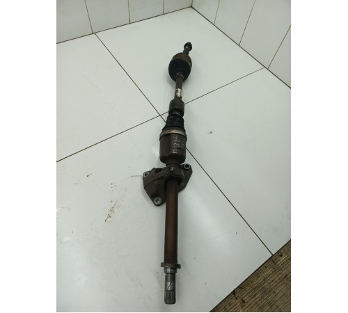 Привод передний правый