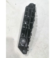 Кронштейн переднего бампера правый