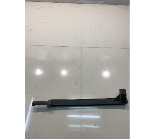 Уплотнитель стекла (задний, левый)