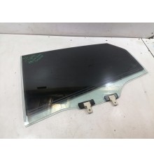 Стекло двери заднее левое