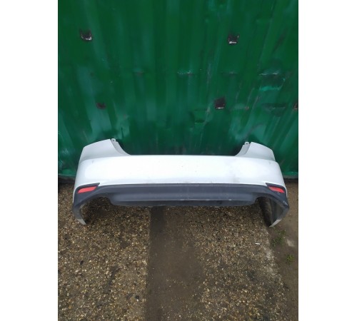 Задний бампер в сборе