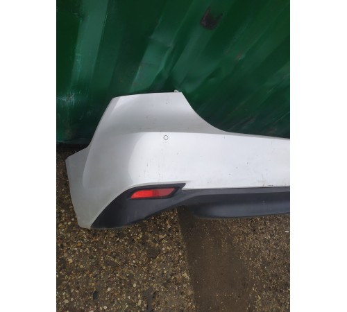 Задний бампер в сборе