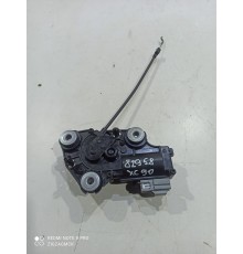 Доводчик крышки багажника