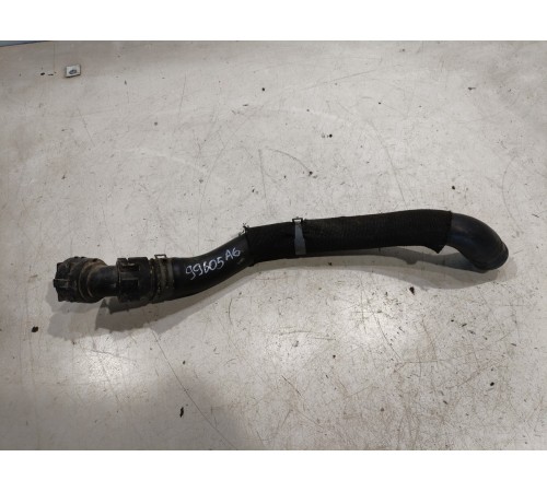 Патрубок системы охлаждения