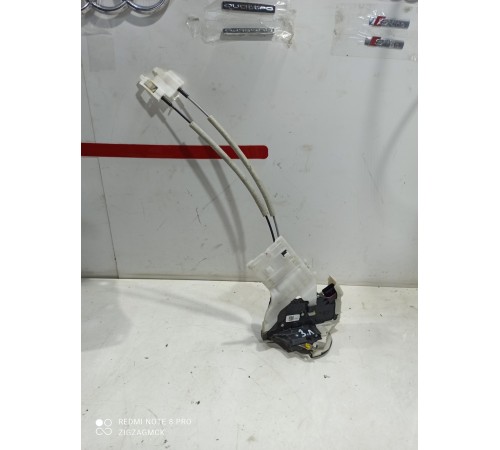 Замок двери (задний левый)