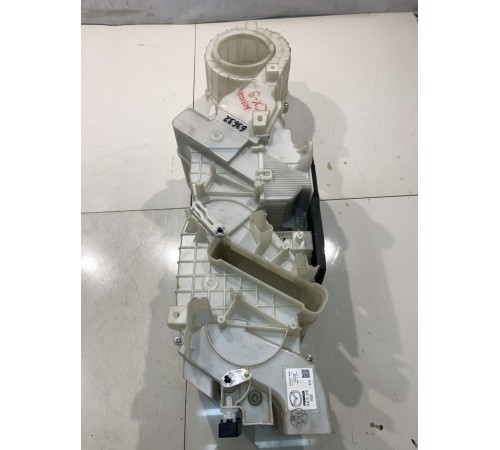 Корпус отопителя (задний)