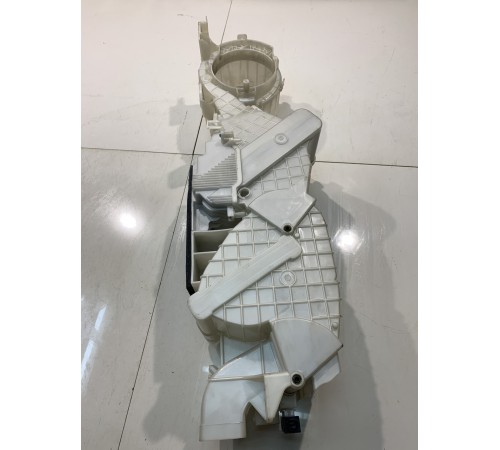 Корпус отопителя (задний)