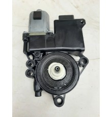 Моторчик стеклоподъемника (задний левый)