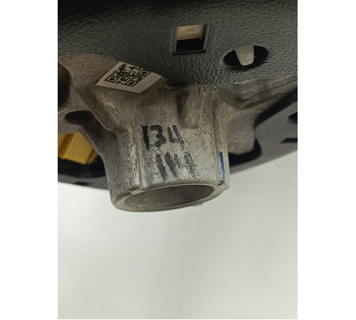 Рулевое колесо (руль) с многофунциональными кнопками