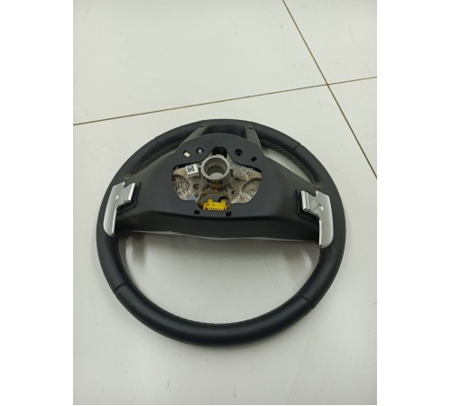 Рулевое колесо (руль) с многофунциональными кнопками