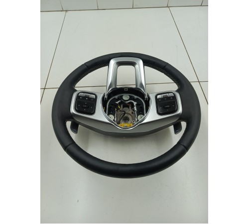 Рулевое колесо (руль) с многофунциональными кнопками
