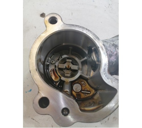 Насос вакуумный