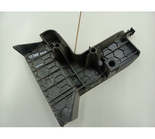 Дефлектор пыльник радиатора