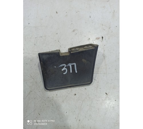 Брызговик задний правый