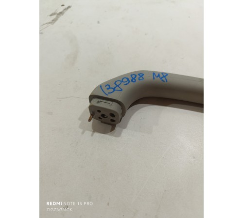 Ручка центральной стойки правая