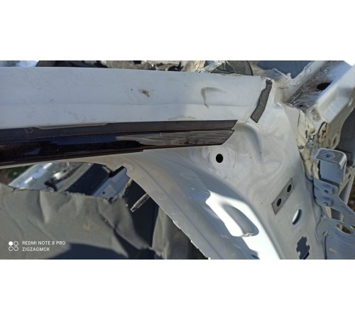 Накладка (молдинг) кузова правый внешний