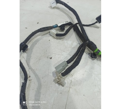 Электропроводка двери (передняя правая)